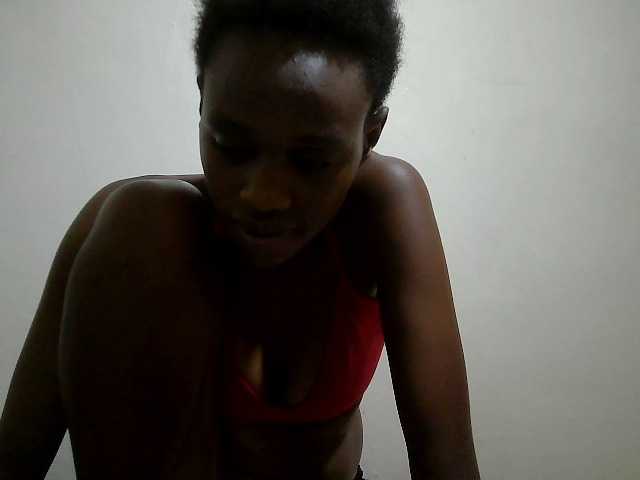 Blackberry83 live cam on BongaCams