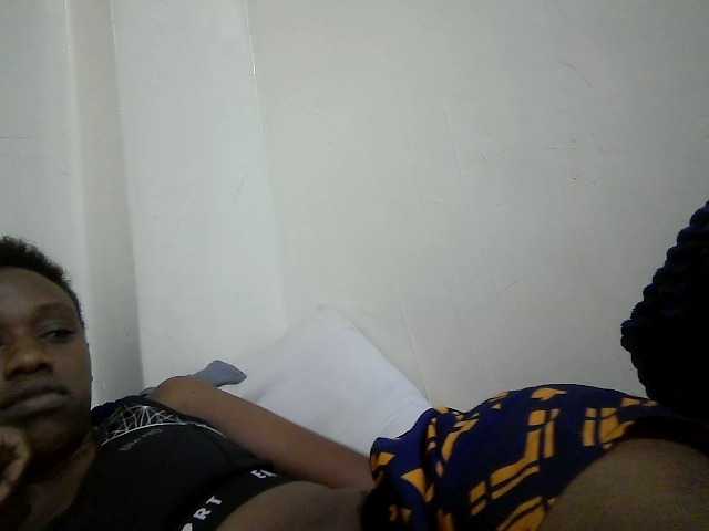 Blackberry83 live cam on BongaCams