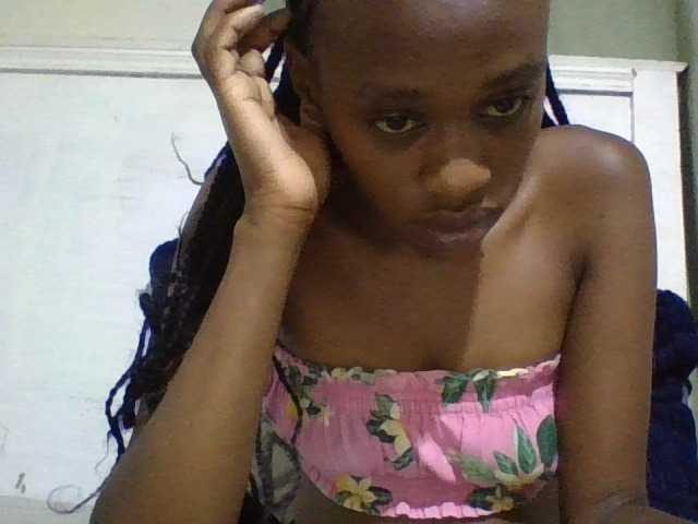 Blackberry83 live cam on BongaCams