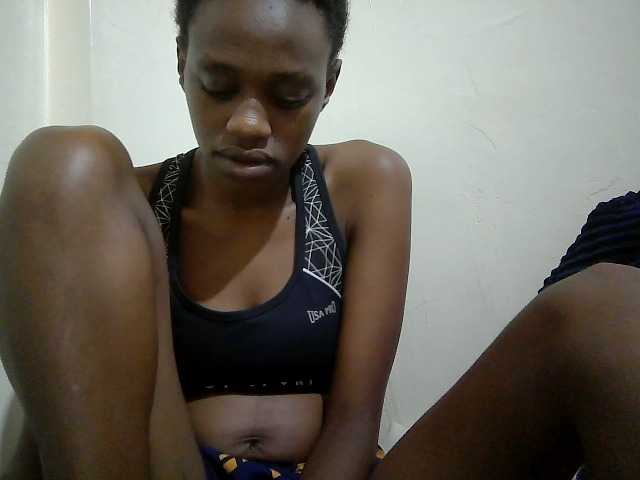 Blackberry83 live cam on BongaCams