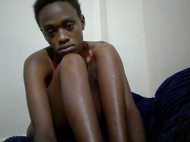 Blackberry83 live cam on BongaCams