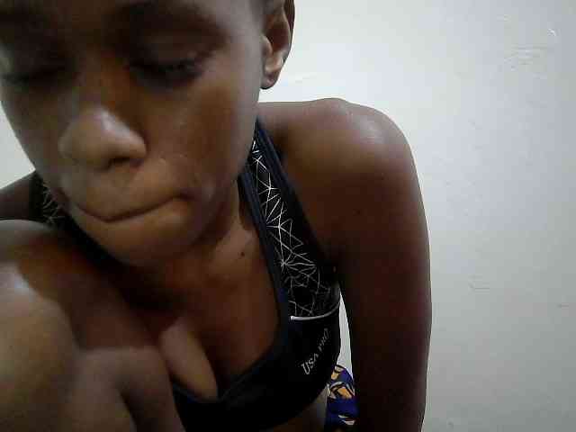 Blackberry83 webcam