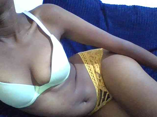Blackberry83 webcam