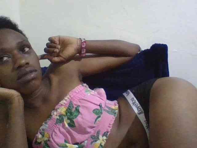 Blackberry83 webcam