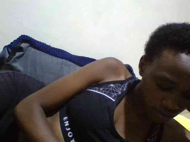 Blackberry83 webcam