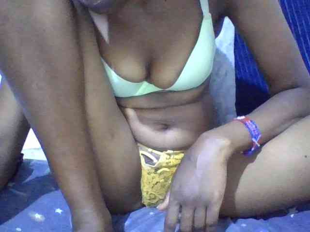 Blackberry83 webcam