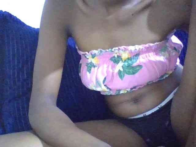 Blackberry83 webcam