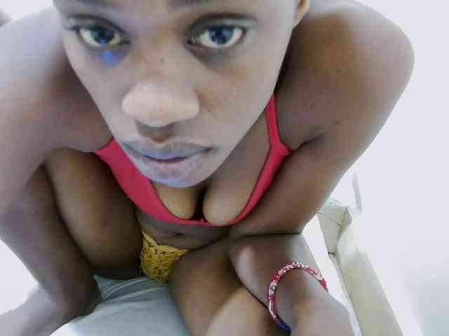 Blackberry83 webcam