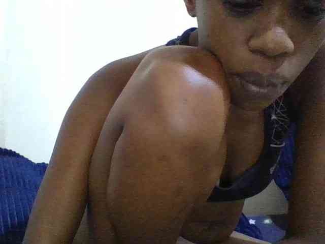 Blackberry83 webcam
