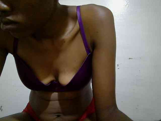 Blackberry83 webcam