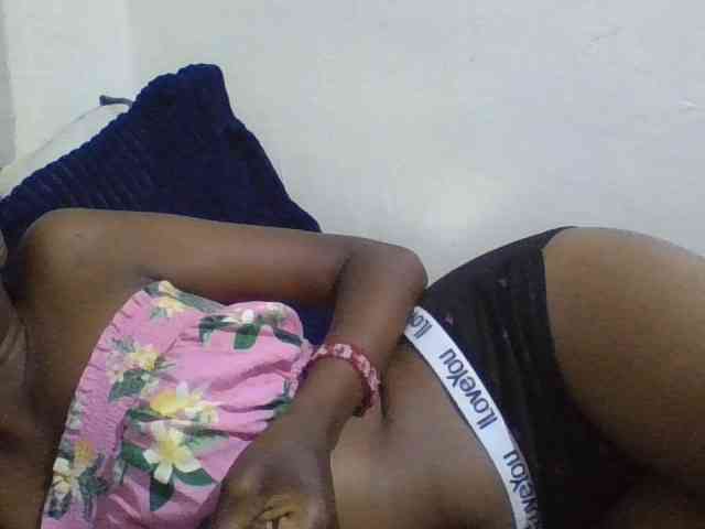 Blackberry83 webcam