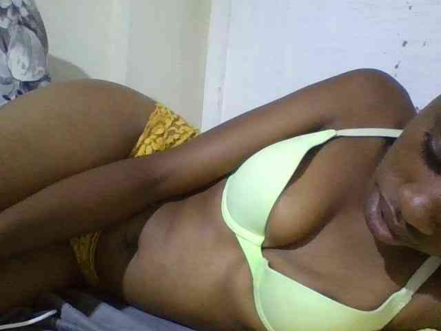 Blackberry83 webcam