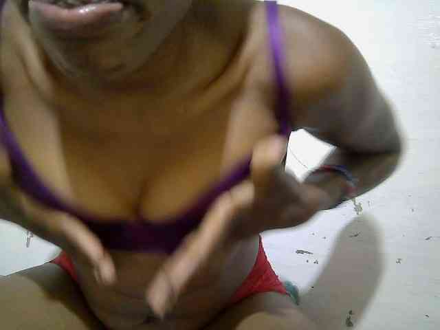 Blackberry83 webcam