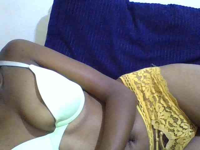 Blackberry83 webcam