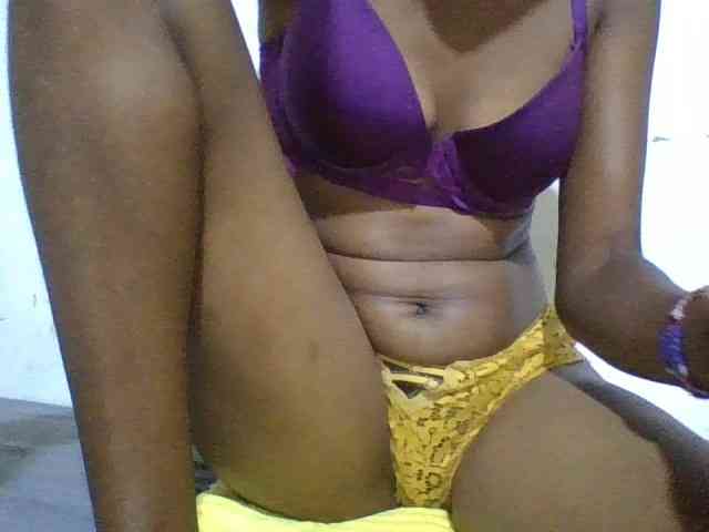 Blackberry83 webcam