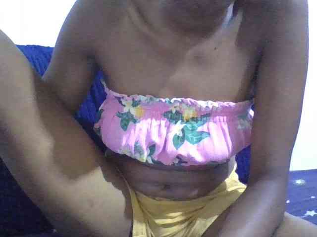 Blackberry83 webcam