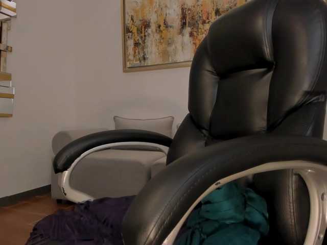 RachelCross — live female cam