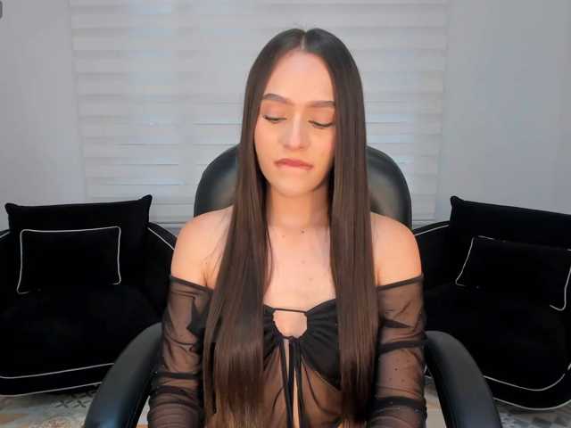 CamileDelacroix live cam on BongaCams
