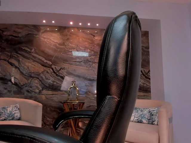 CamileDelacroix live cam on BongaCams