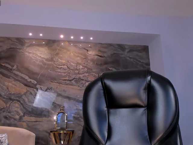 CamileDelacroix live cam on BongaCams