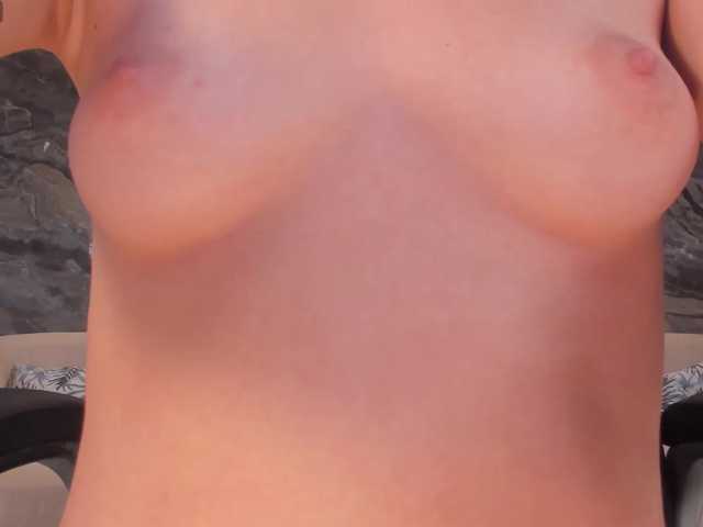 CamileDelacroix live cam on BongaCams