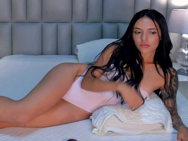 ArianaWest