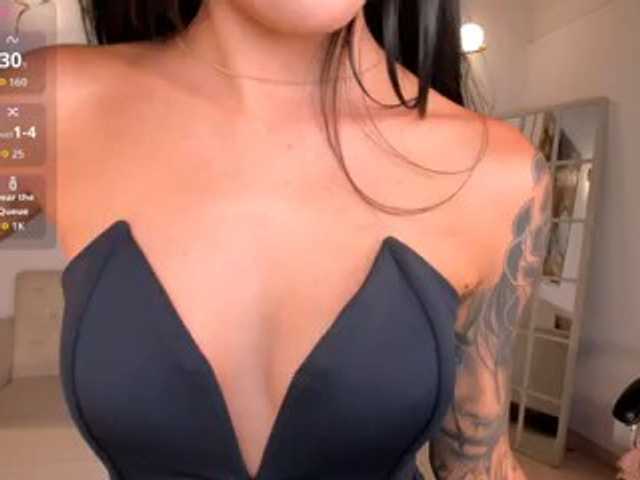 ArianaWest