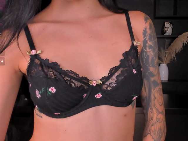 ArianaWest live cam on BongaCams