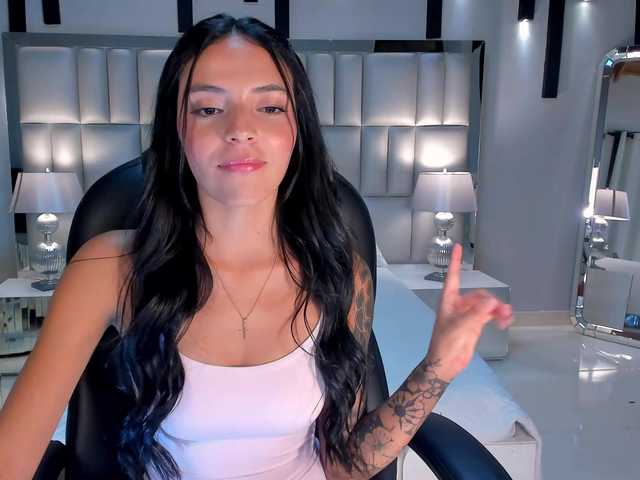 ArianaWest