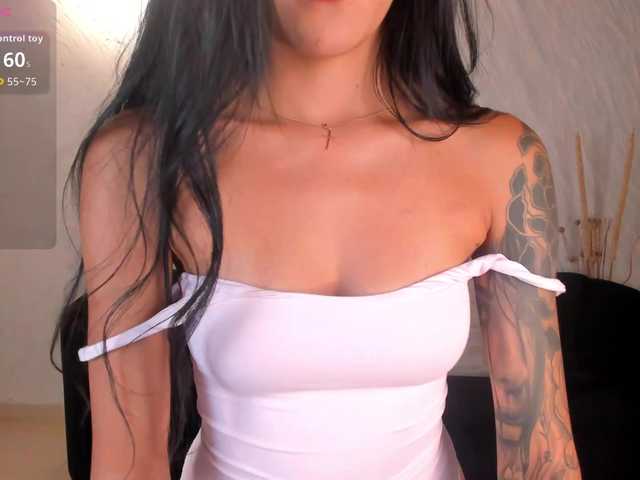 ArianaWest