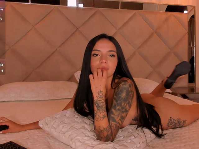 ArianaWest live cam on BongaCams