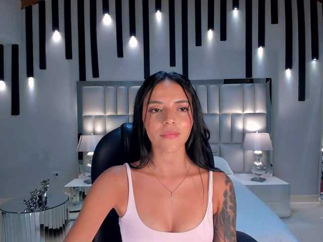 ArianaWest live cam on BongaCams