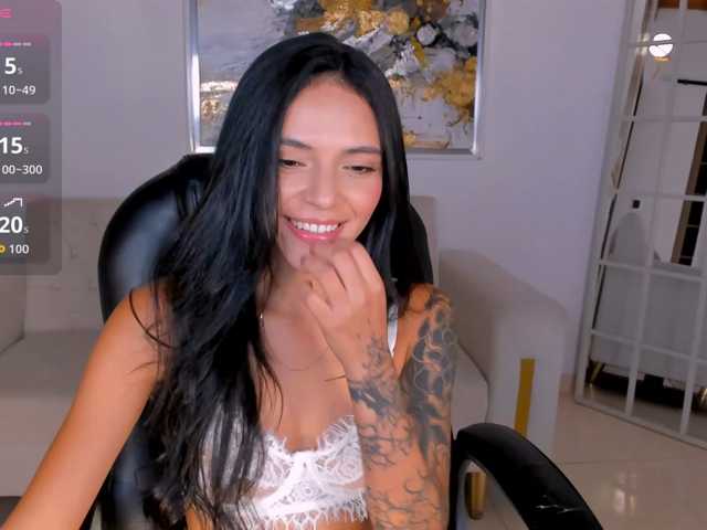 ArianaWest