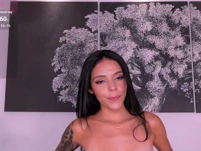 ArianaWest