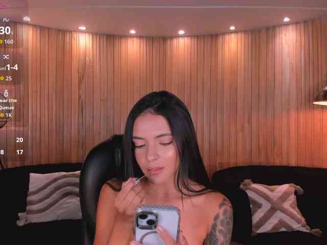 ArianaWest