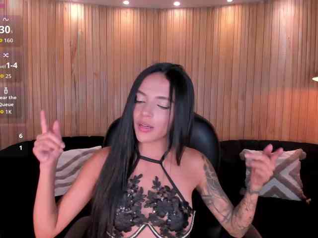 ArianaWest