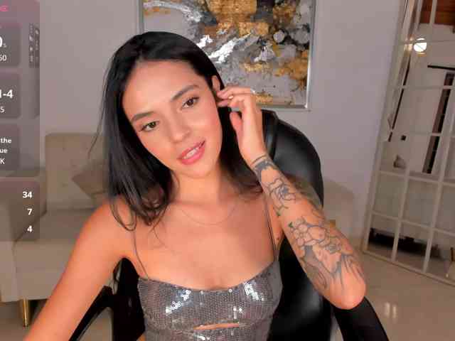 ArianaWest webcam