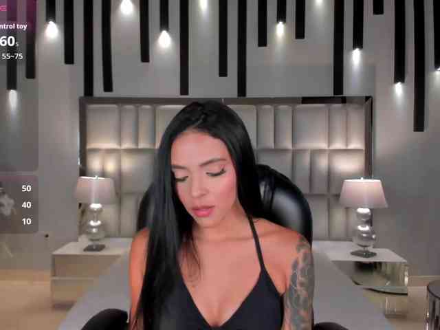 ArianaWest