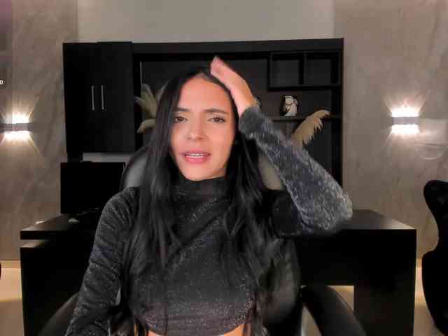 ArianaWest