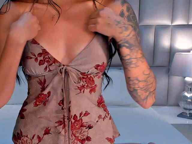 ArianaWest