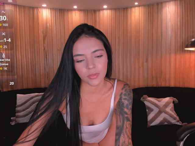 ArianaWest