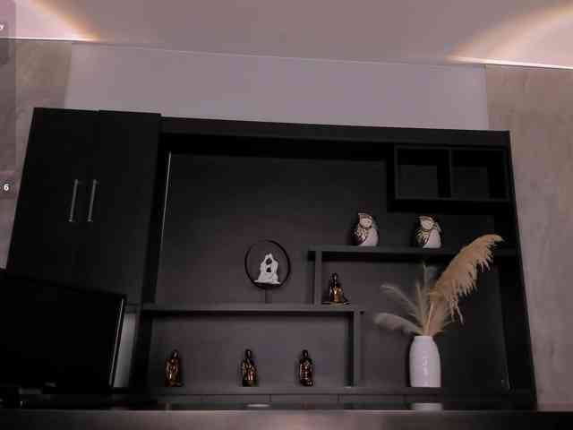 ArianaWest webcam
