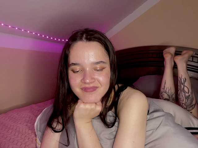 RosendaBoulier live cam on BongaCams