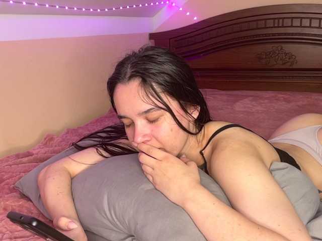 RosendaBoulier live cam on BongaCams