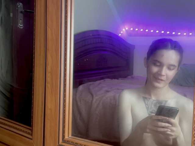 RosendaBoulier live cam on BongaCams
