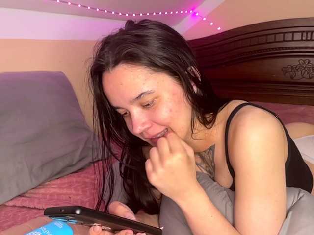 RosendaBoulier live cam on BongaCams