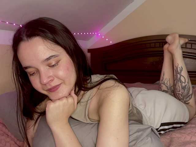 RosendaBoulier — live female cam