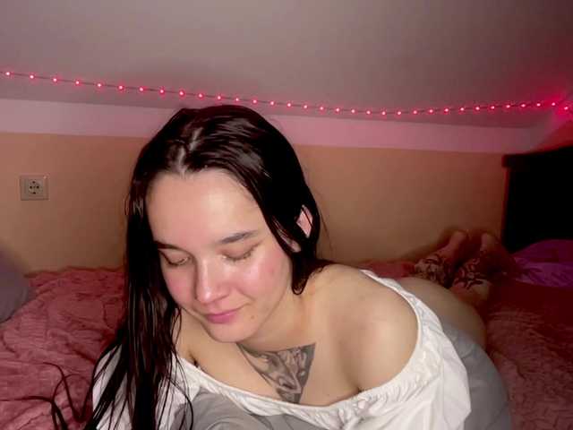 RosendaBoulier live cam on BongaCams