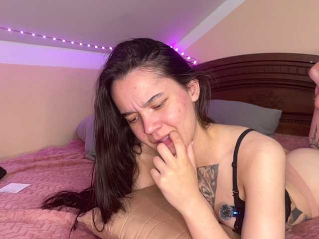 RosendaBoulier live cam on BongaCams