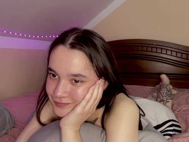 RosendaBoulier live cam on BongaCams
